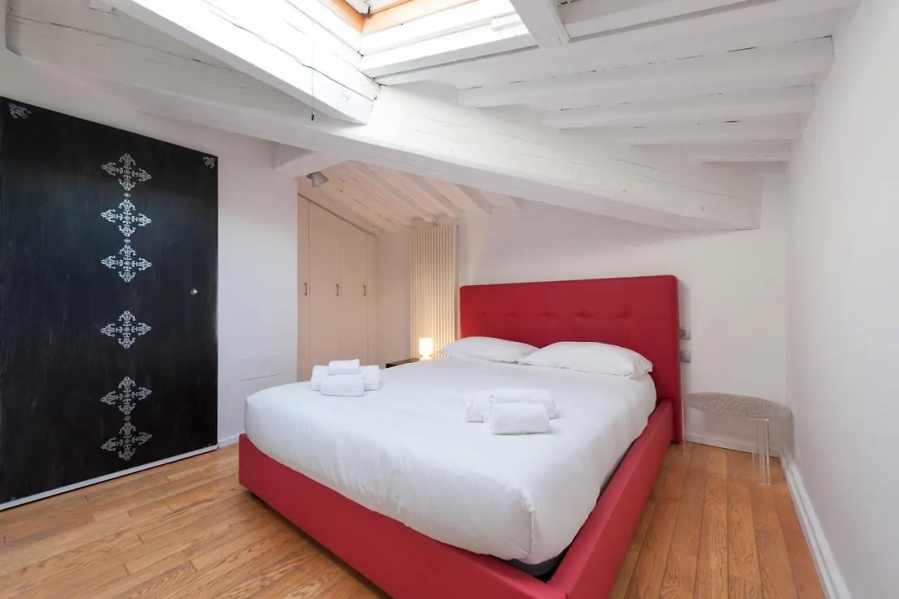 Apartment Duomo Florence Loft Perfect For Couples! Hosted By Sweetstay